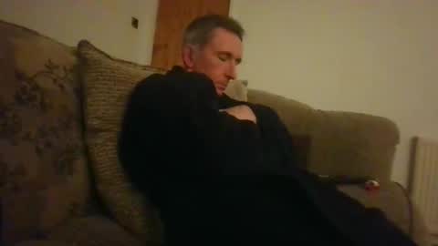 stuuuey73 online show from 11/25/25, 12:43