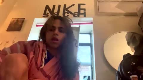 Snapshot of stxllaxcx chatting on 05/03/26, 01:39 stxllaxcx online show from 05/03/26, 01:39