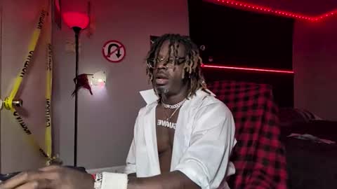 Snapshot of suavechocolatecity chatting on 01/14/26, 07:58 Hot Chocolate online show from 01/14/26, 07:58