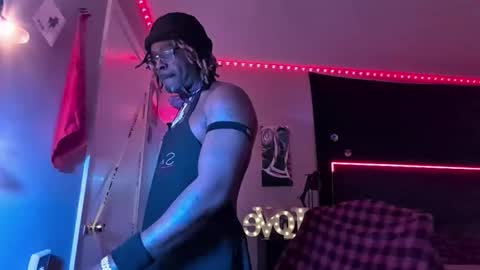 Snapshot of suavechocolatecity chatting on 03/16/26, 07:07 Hot Chocolate online show from 03/16/26, 07:07