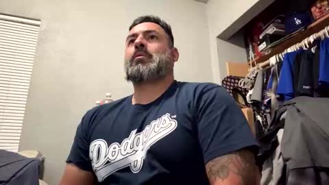 Snapshot of suavecito67 chatting on 04/29/26, 04:05 suavecito67 online show from 04/29/26, 04:05