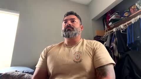 Snapshot of suavecito67 chatting on 05/09/26, 04:56 suavecito67 online show from 05/09/26, 04:56