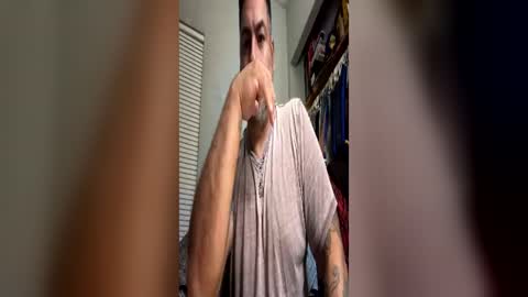 suavecito67 online show from 06/15/26, 05:42