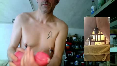 Snapshot of sub4black chatting on 04/03/26, 01:31 Sub2ChocoLad online show from 04/03/26, 01:31