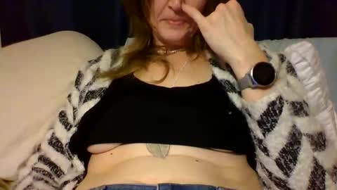 Snapshot of sub4you69brat chatting on 01/22/25, 11:32 sub4you69brat online show from 01/22/25, 11:32