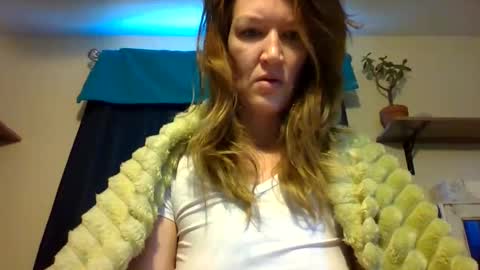 Snapshot of sub4you69brat chatting on 01/31/25, 05:21 sub4you69brat online show from 01/31/25, 05:21