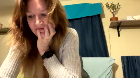 Snapshot of sub4you69brat chatting on 02/21/25, 02:50 sub4you69brat online show from 02/21/25, 02:50