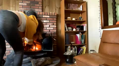 Snapshot of sub4you69brat chatting on 03/09/25, 08:52 sub4you69brat online show from 03/09/25, 08:52