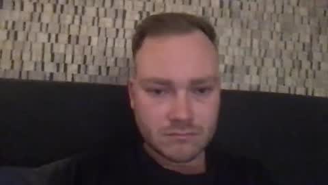 Snapshot of sub_austr chatting on 03/05/25, 07:27 sub_austr online show from 03/05/25, 07:27