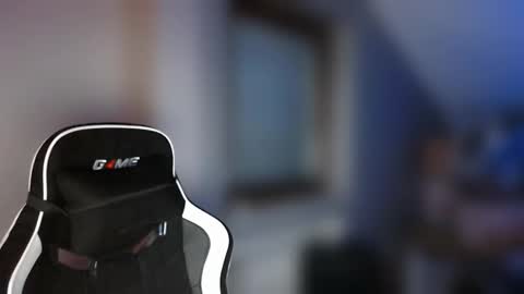 Snapshot of sub_austr chatting on 11/29/25, 02:14 sub_austr online show from 11/29/25, 02:14