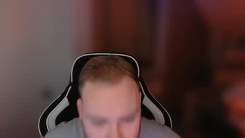 Snapshot of sub_austr chatting on 01/17/26, 10:13 sub_austr online show from 01/17/26, 10:13