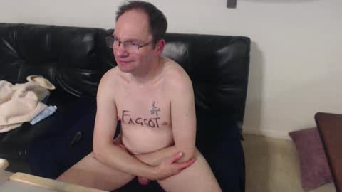 Snapshot of subfag4you chatting on 12/15/25, 06:17 Sub Bottom for You online show from 12/15/25, 06:17