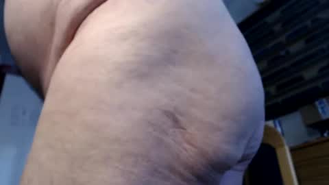 Snapshot of subibuns chatting on 12/02/24, 08:41 Marcel online show from 12/02/24, 08:41