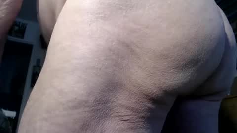 Snapshot of subibuns chatting on 12/19/24, 09:51 Marcel online show from 12/19/24, 09:51