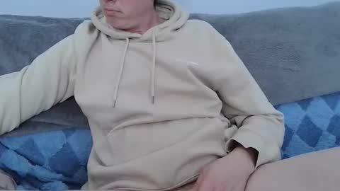 Snapshot of subietimm91 chatting on 01/06/26, 04:21 subietimm91 online show from 01/06/26, 04:21