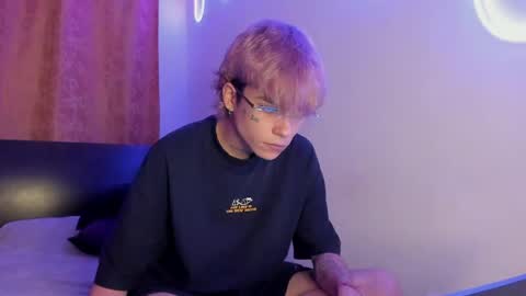 nico online show from 04/09/26, 06:13