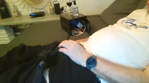 submissivguy online show from 12/08/24, 08:15