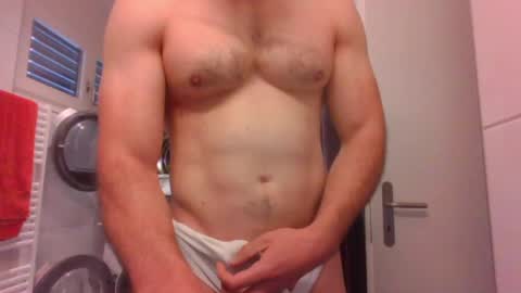 Snapshot of subsl4ve1998 chatting on 05/07/26, 08:31 subsl4ve1998 online show from 05/07/26, 08:31