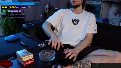 Im Substanc3  online show from 11/16/25, 08:47