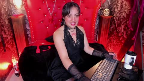 Snapshot of subyunna chatting on 01/08/25, 03:50 Yunna online show from 01/08/25, 03:50