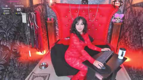 Snapshot of subyunna chatting on 10/14/25, 04:19 Yunna online show from 10/14/25, 04:19