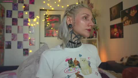 succubus_66 online show from 01/19/25, 09:01