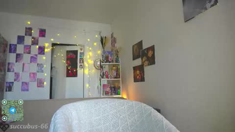 succubus_66 online show from 09/18/25, 12:40