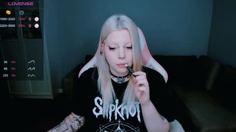 succubus_leslie online show from 12/05/24, 01:17