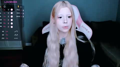succubus_leslie online show from 09/09/25, 11:04