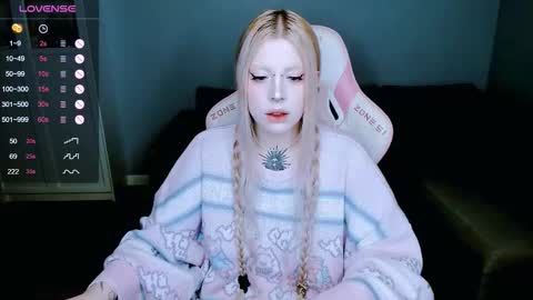 succubus_leslie online show from 09/24/25, 12:36