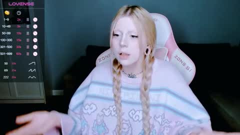 succubus_leslie online show from 10/04/25, 10:41