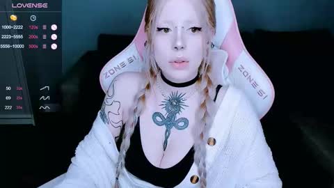 succubus_leslie online show from 01/07/26, 11:07