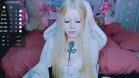 succubus_leslie online show from 03/11/26, 11:22