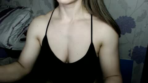 Snapshot of succubusqueen669 chatting on 04/18/26, 10:10 succubusqueen669 online show from 04/18/26, 10:10