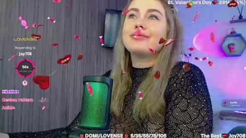 suchcute_ online show from 02/14/26, 03:47