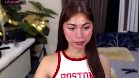 Snapshot of suckablechick chatting on 01/25/25, 09:57 Marry online show from 01/25/25, 09:57