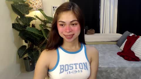 Snapshot of suckablechick chatting on 03/06/25, 08:30 Marry online show from 03/06/25, 08:30