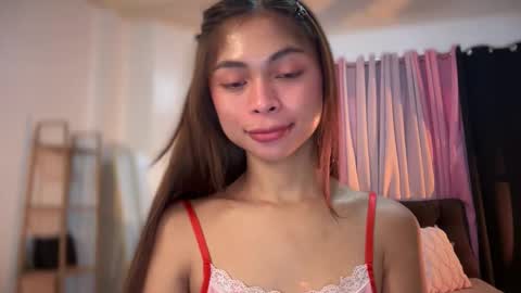 Snapshot of suckablechick chatting on 09/09/25, 05:07 Marry online show from 09/09/25, 05:07