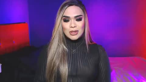 Snapshot of suckablecockoffreya chatting on 12/23/24, 05:54 JADE ELYSE online show from 12/23/24, 05:54