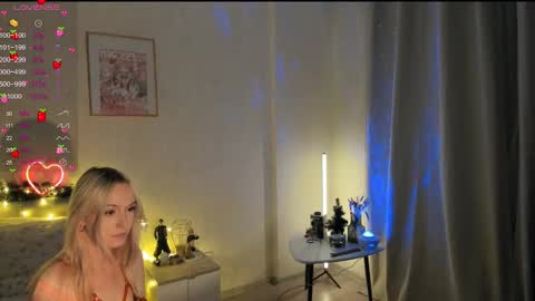 sue_everett online show from 12/25/24, 12:47