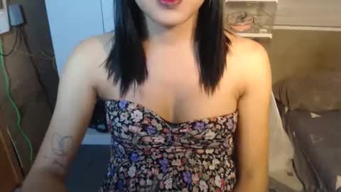 sugar_holy online show from 12/02/25, 04:24