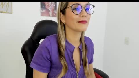 Snapshot of sugar_milff chatting on 01/24/25, 01:36 sugar_milff online show from 01/24/25, 01:36