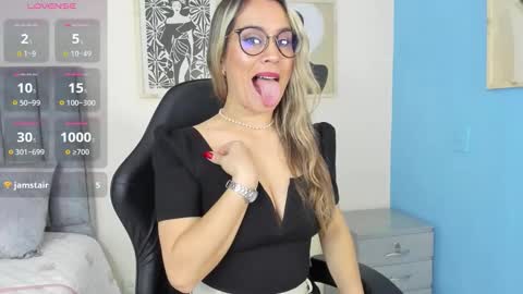 sugar_milff online show from 02/18/26, 01:29