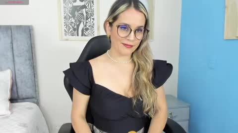 sugar_milff online show from 04/28/26, 01:38