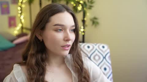 Snapshot of sugar_peasy chatting on 02/21/25, 06:59 Rikki online show from 02/21/25, 06:59