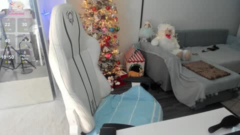 Kinga online show from 12/27/24, 09:43