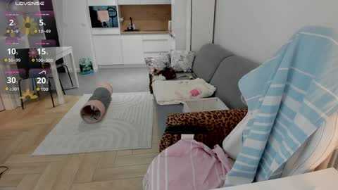 Kinga online show from 02/16/26, 03:57