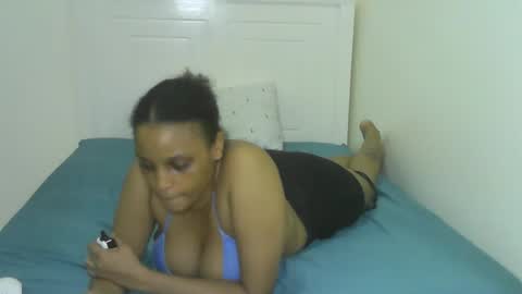 sugar_tempress online show from 11/05/25, 07:03