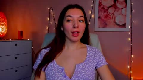 Snapshot of sugar_xmegan chatting on 02/08/25, 11:22 Megan online show from 02/08/25, 11:22