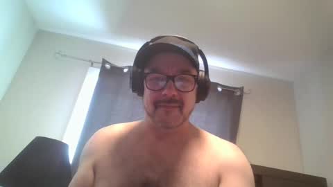 Snapshot of sugarbear66 chatting on 01/25/25, 08:53 Teddybear Richard online show from 01/25/25, 08:53